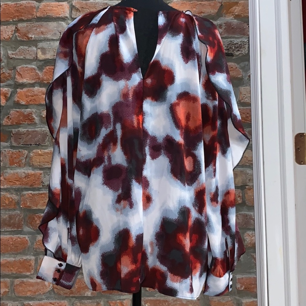 Printed blouse! - Picture 3 of 3